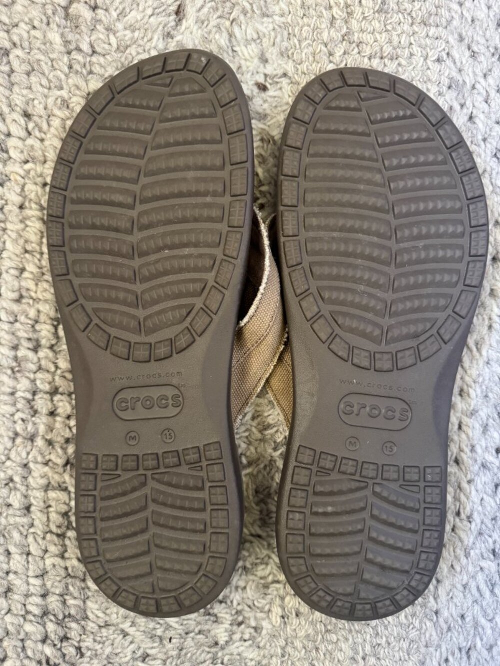 Crocs Dual Comfort Men's Slip On Sandals Size 15 Brown Flip flops - Picture 2 of 3